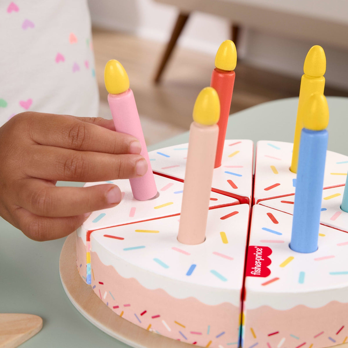 Fisher-Price Juguete para Bebés Pastel de Cumpleaños de Madera