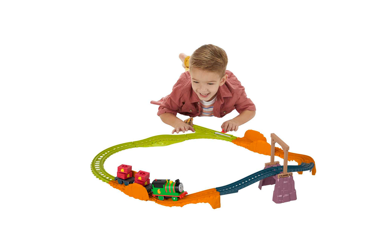 Thomas et ses Amis La Tournée de Livraison de Percy, Locomotive Mot.