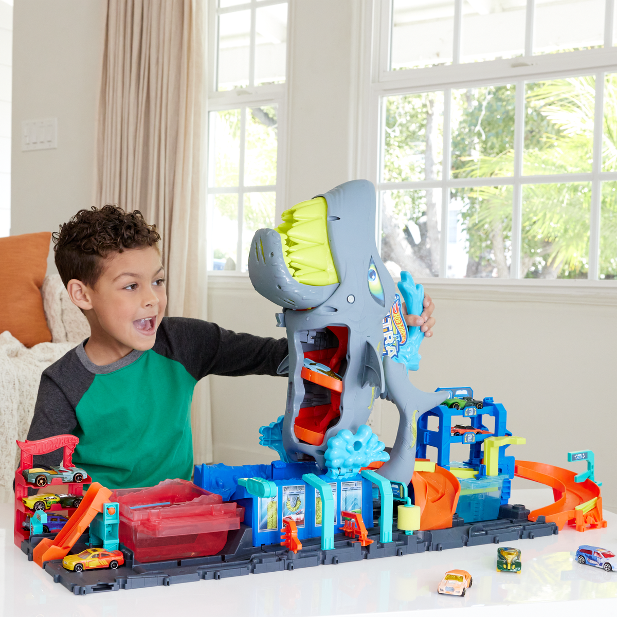 Hot Wheels City-Station de Lavage Requin-Coffret Voiture Color Reveal