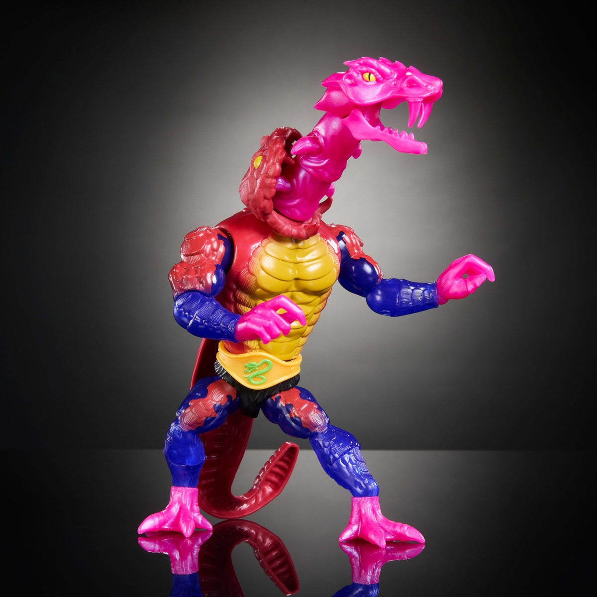 Masters of the Universe Turtles of Grayskull Figura de Acción Rattlor de 5.5 pulgadas