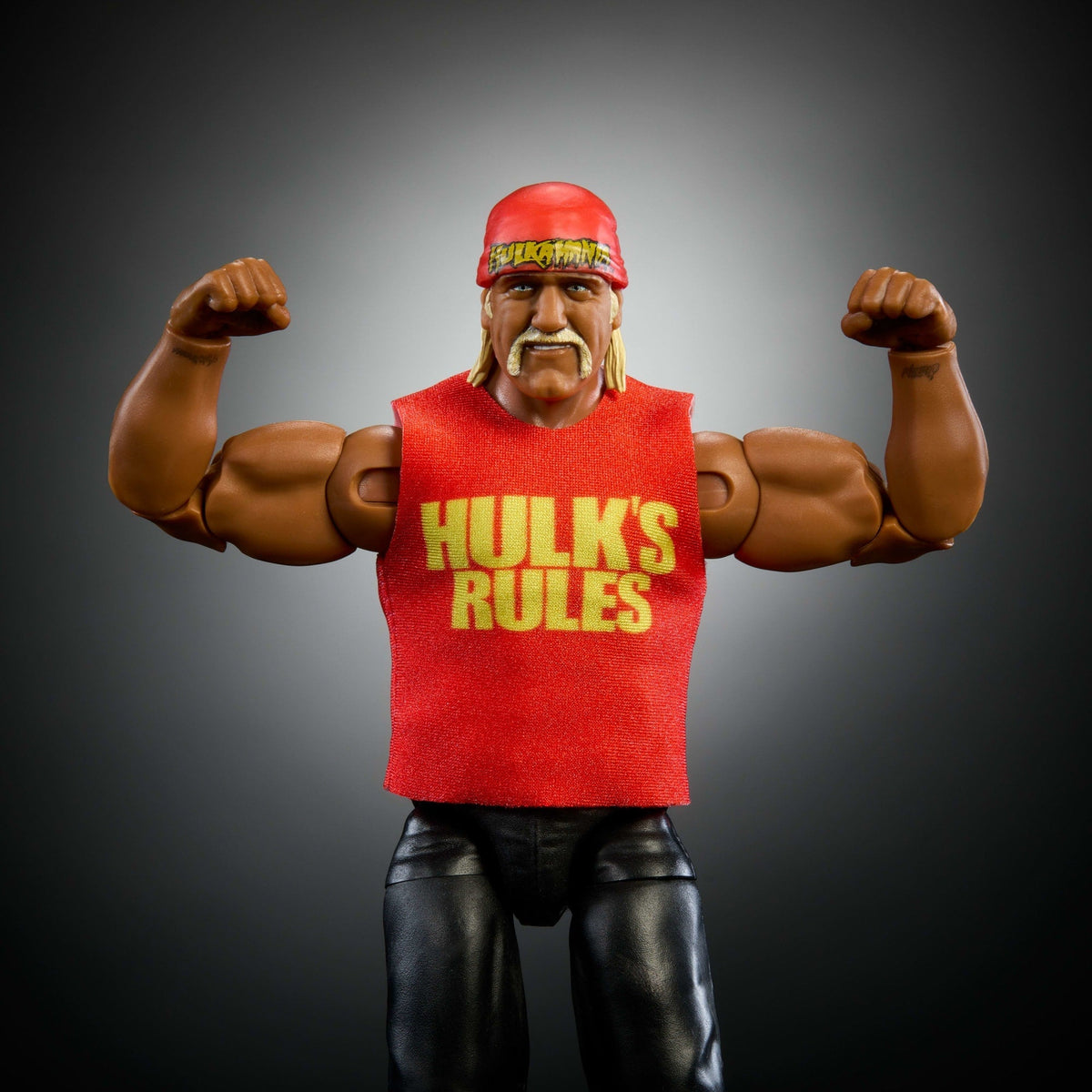 WWE Elite Collection Premium Live EVent Hulk Hogan Action Figure Set, Wrestlemania Collectible